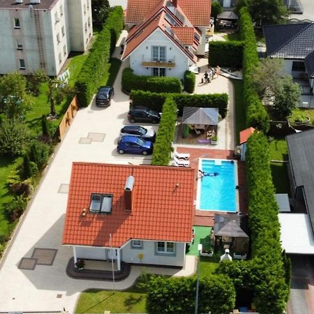 Villa Dom Przy Basenie Puck Esterno foto