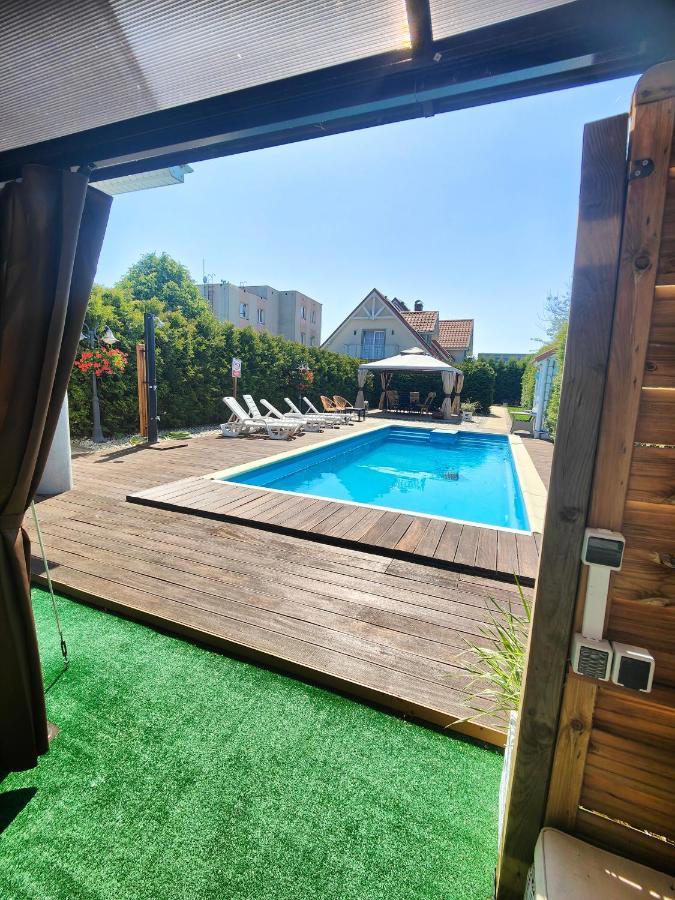 Villa Dom Przy Basenie Puck Esterno foto